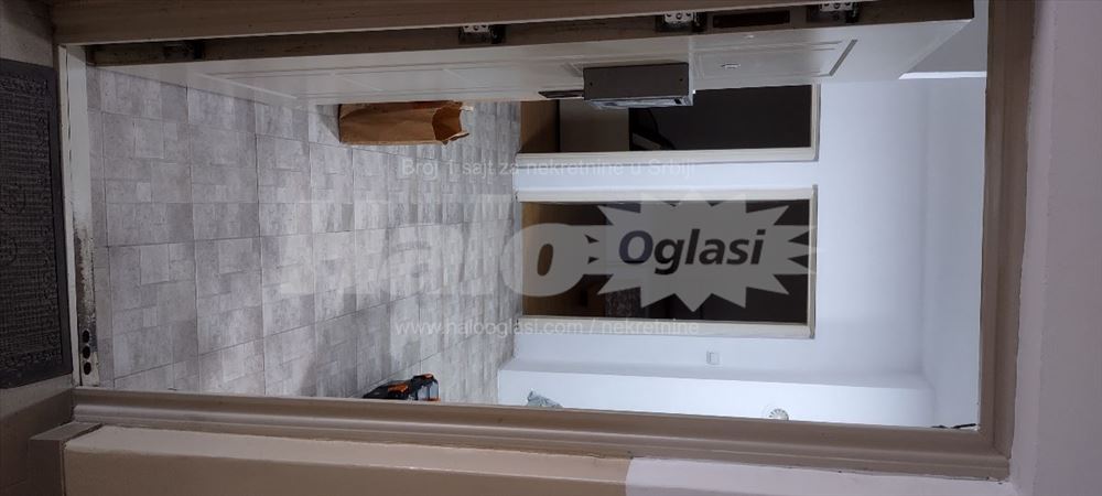 Izdajem trosoban stan od 60m2 — 10
