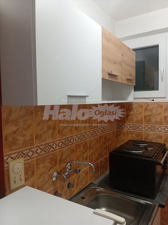 Izdajem trosoban stan u Batajnici — 6