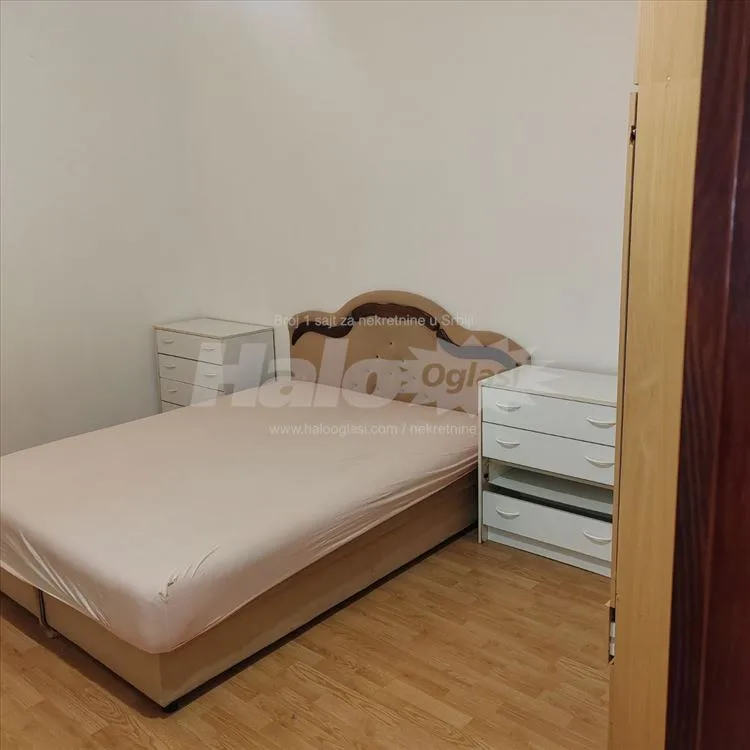 Izdajem trosoban stan u kući sa parkingom, Krnjača — 6
