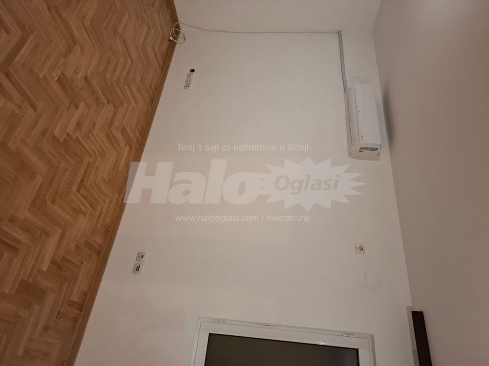 Izdajem u Kotežu komplet etažu u kući na spratu — 2