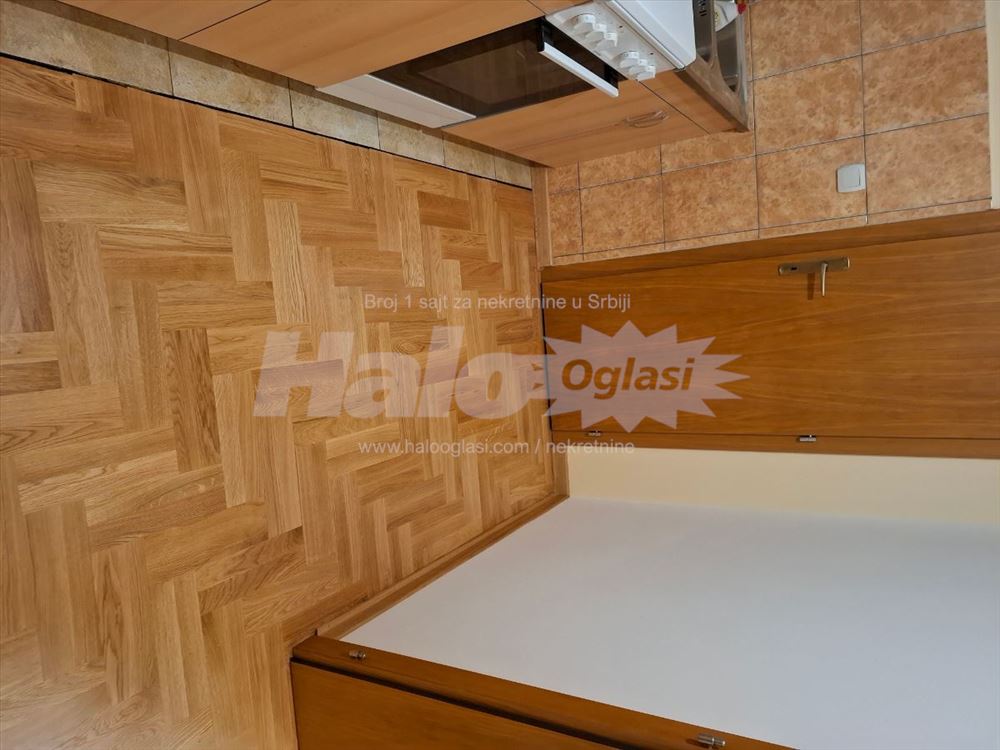 Izdajem u Kotežu komplet etažu u kući na spratu — 3