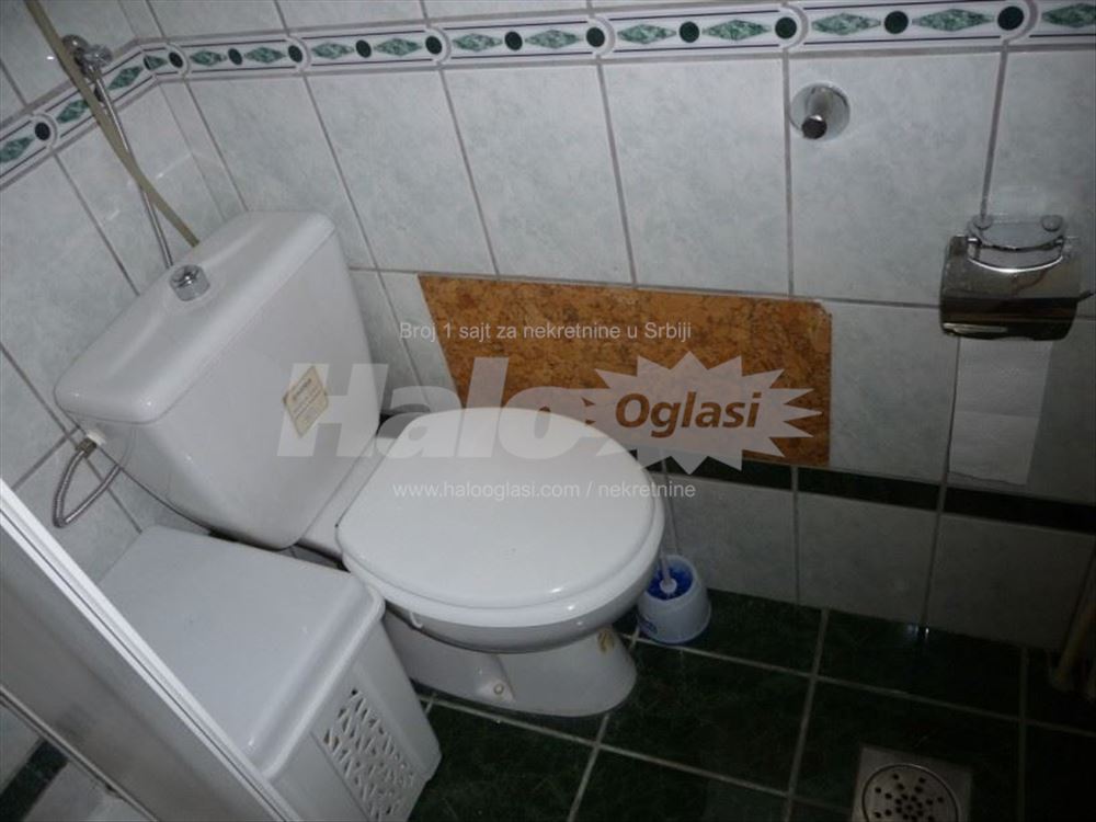 Izdajem Zaposlenoj Zenskoj Osobi jednosoban-40m2 — 15