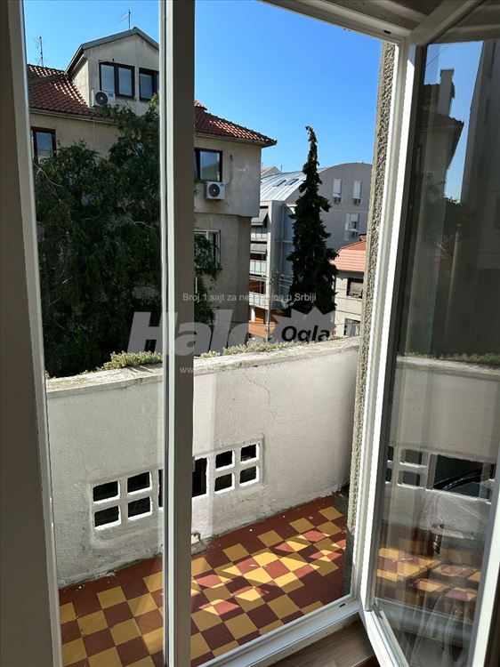 Izdajemo prelep stan u centru zvezdare — 11