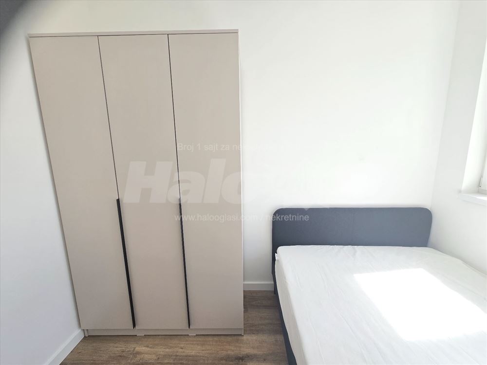 Izdajen Novo Lux stan — 7