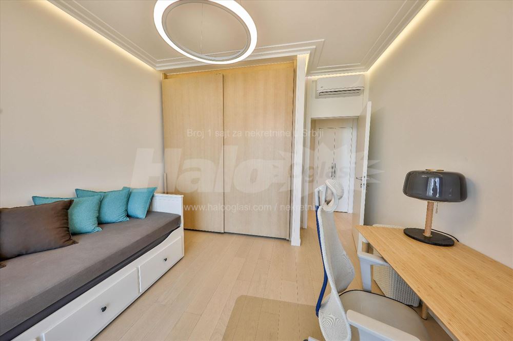 LUX BW Magnolia 3 spavaće i prostrana dnevna soba — 9