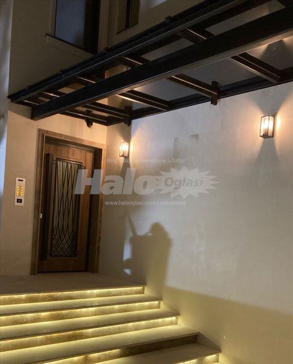 Izdavanje 2.0 Lux Novo 50m2 — 2