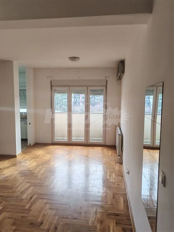 Izdavanje dvosobnog stana u Borci — 5