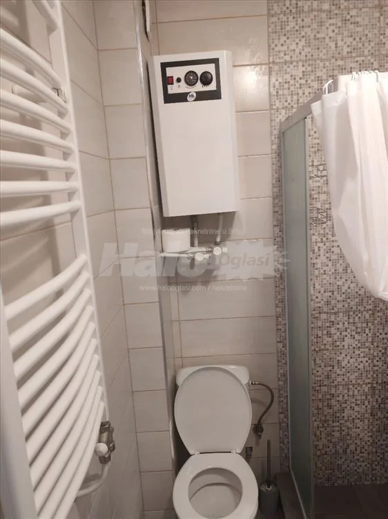 Izdavanje dvosobnog stana u Borci — 13