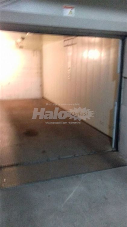 Izdavanje garaže Vukov spomenik Beograd — 3