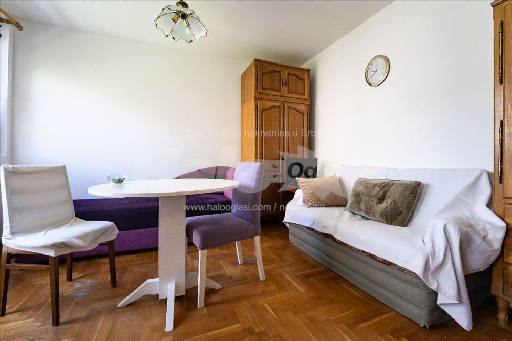 Izdavanje garsonjere – 28m², odlična lokacija — 2