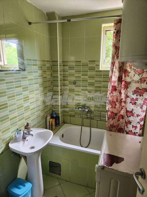 Izdavanje garsonjere – 28m², odlična lokacija — 8