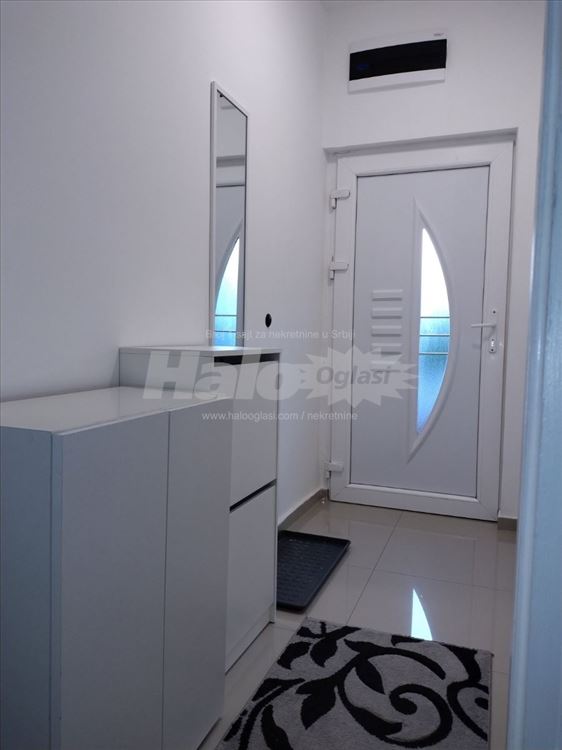 Izdavanje garsonjere — 5