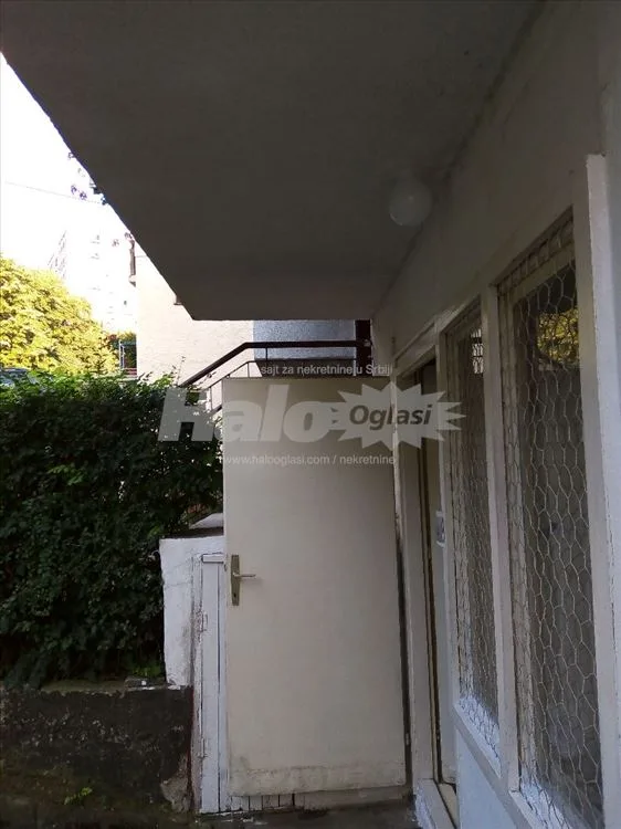 Izdavanje garsonjere — 6