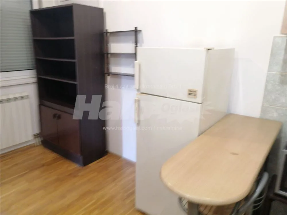 Izdavanje garsonjere — 3