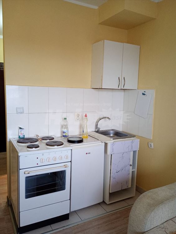 Izdavanje garsonjere — 7