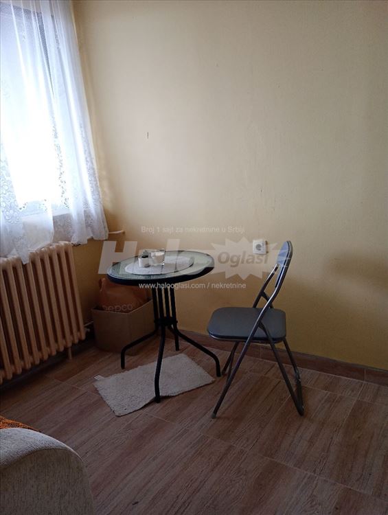 Izdavanje garsonjere — 8