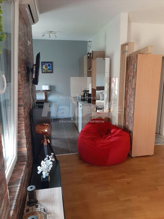 izdavanje garsonjere/studija — 3