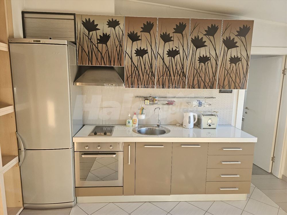 Izdavanje-Hram; For rent - top location — 4