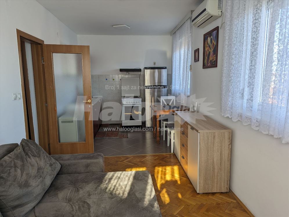 Izdavanje Karaburma — 12