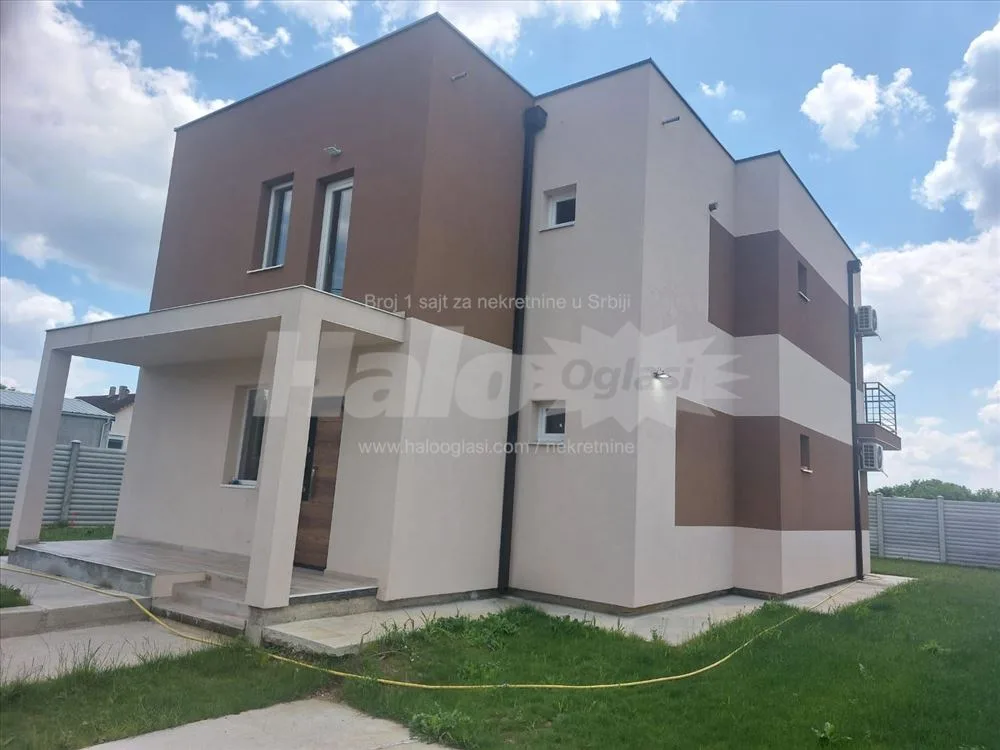 Izdavanje - Kuća 200m2, Dobanovci, Slovačka — 2