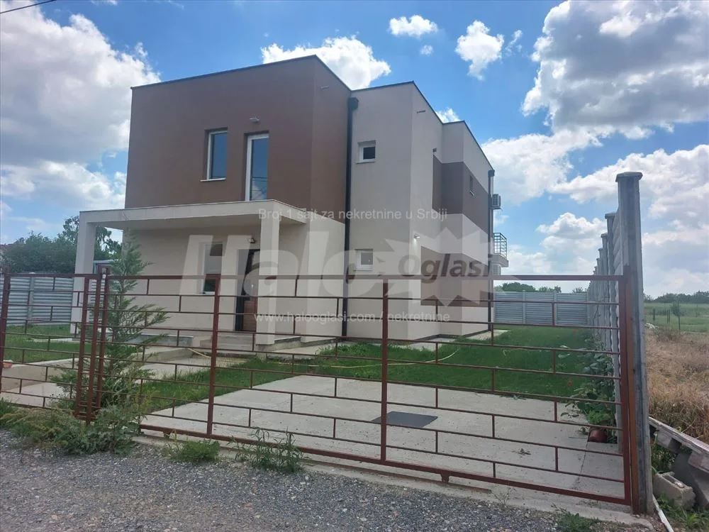 Izdavanje - Kuća 200m2, Dobanovci, Slovačka — 3