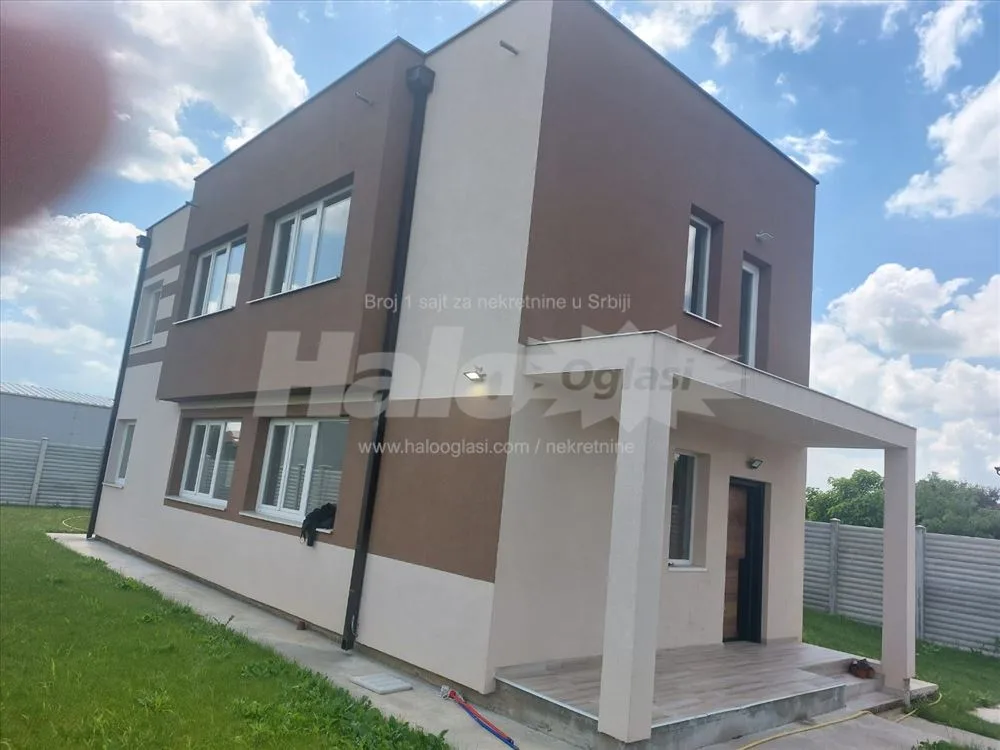 Izdavanje - Kuća 200m2, Dobanovci, Slovačka — 4