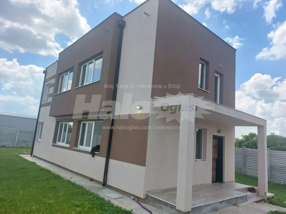Izdavanje - Kuća 200m2, Dobanovci, Slovačka — 6