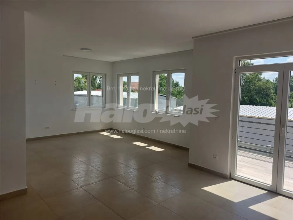 Izdavanje - Kuća 200m2, Dobanovci, Slovačka — 7