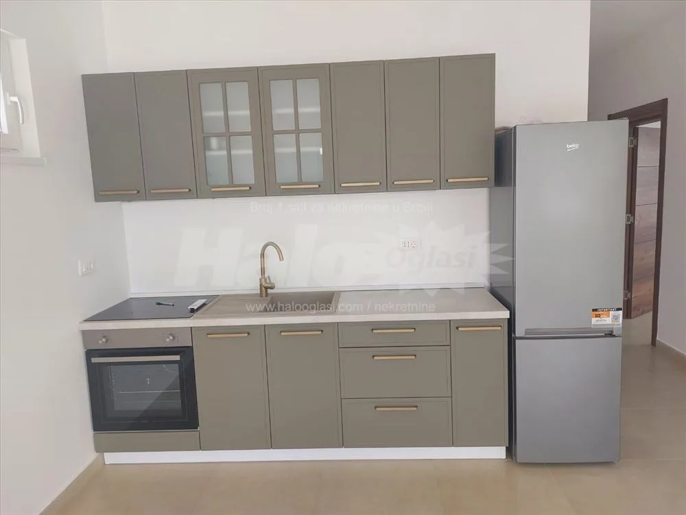 Izdavanje - Kuća 200m2, Dobanovci, Slovačka — 11