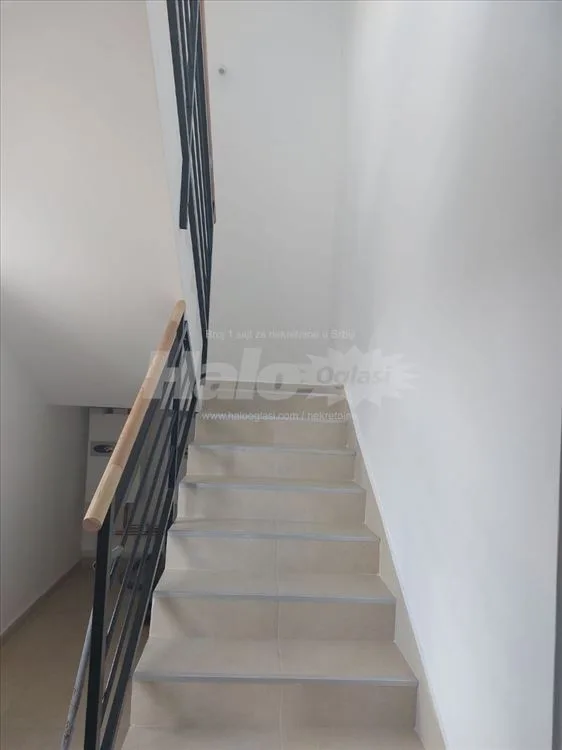 Izdavanje - Kuća 200m2, Dobanovci, Slovačka — 15