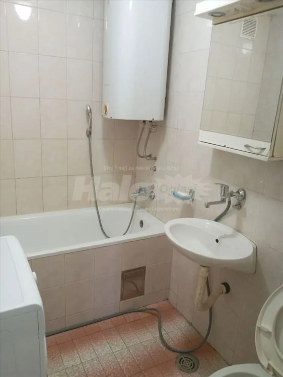 Izdavanje kuce Surcin — 8