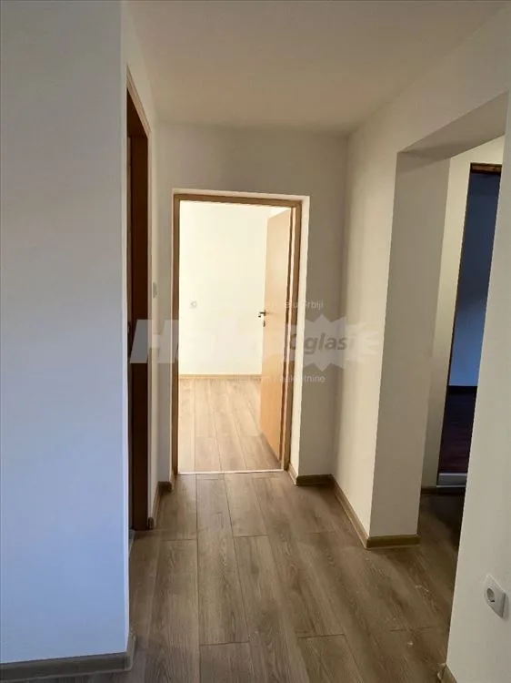Izdavanje kuće na Miljakovcu 1 — 3