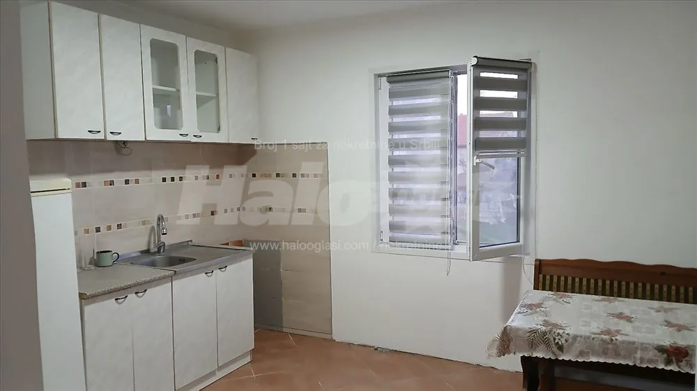 Izdavanje kuće - stan — 7