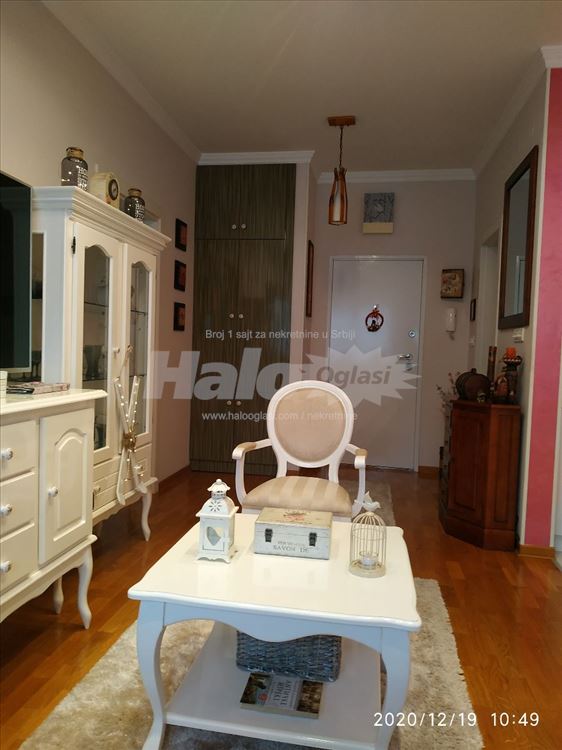 Izdavanje lux opremljenog stana — 8