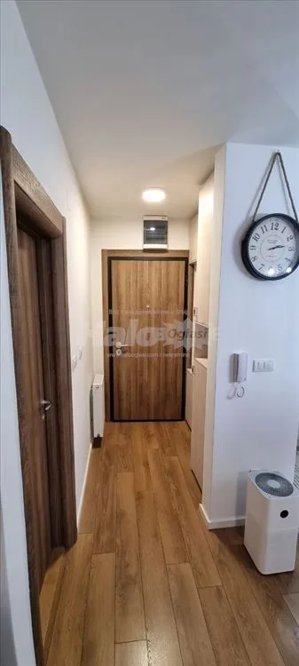 Izdavanje namestenog stana(novogradnja). — 3