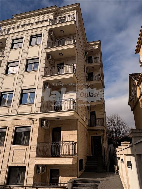 Izdavanje nameštenog 1.5 stana Vračar - Kalenić — 2