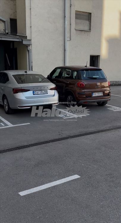 Izdavanje parking mesta kod hotela Bristol — 2