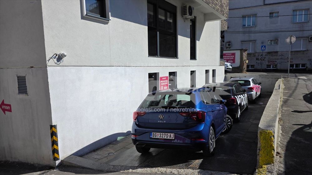 Izdavanje poslovnog /magacinskog prostora — 3