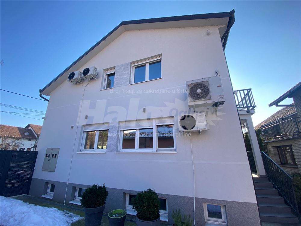 Izdavanje poslovnog prostora - Zemun Banatska 1 — 2