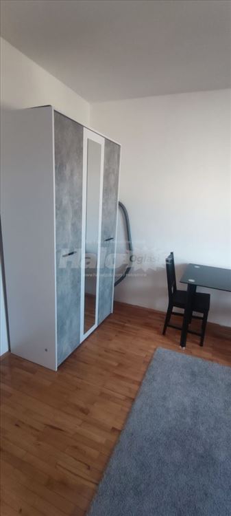Izdavanje renoviranog i opremljenog stana — 8