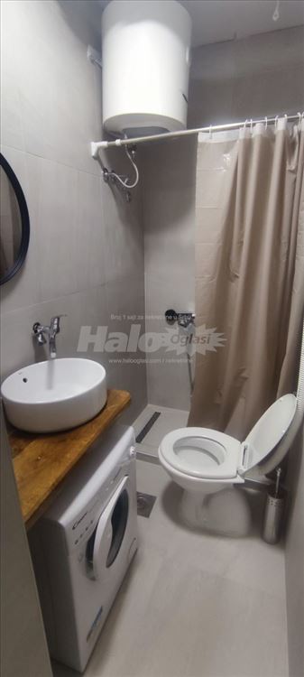 Izdavanje renoviranog i opremljenog stana — 11