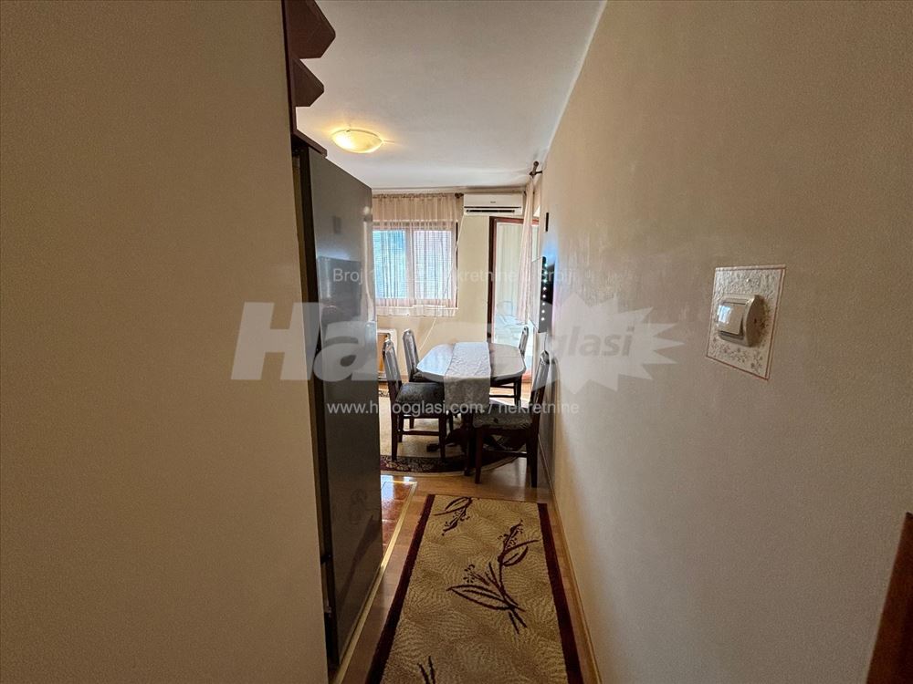 Izdavanje stan Karaburma 35kvm Total namesten — 2