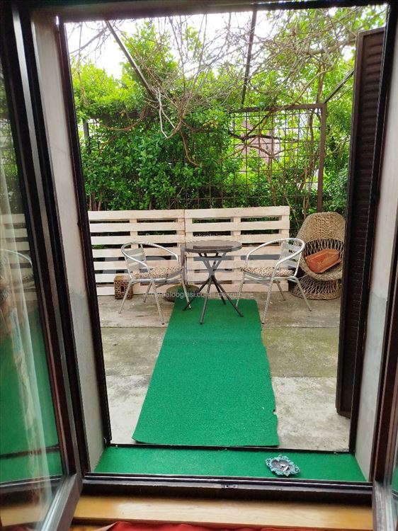 Izdavanje stana 40m2 — 5
