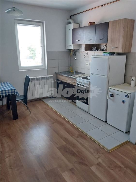 Izdavanje stana 80m2 - Hrizantema br 4 Kumodraz — 7