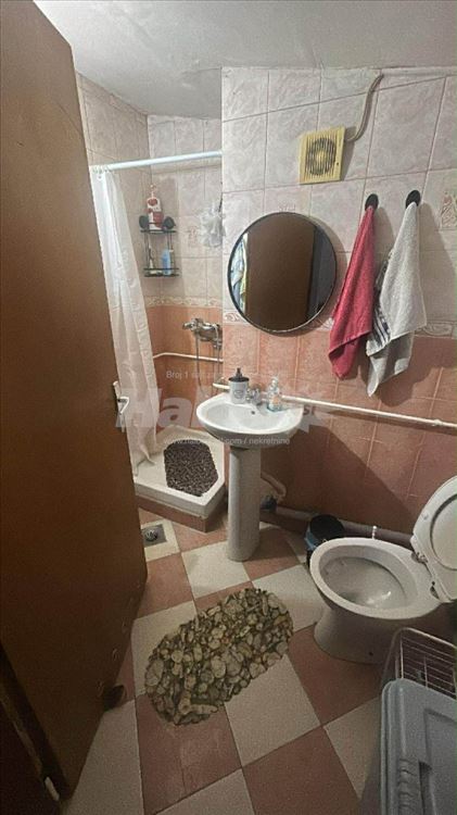 Izdavanje stana, Dorćol, Žorža Klemansoa — 9