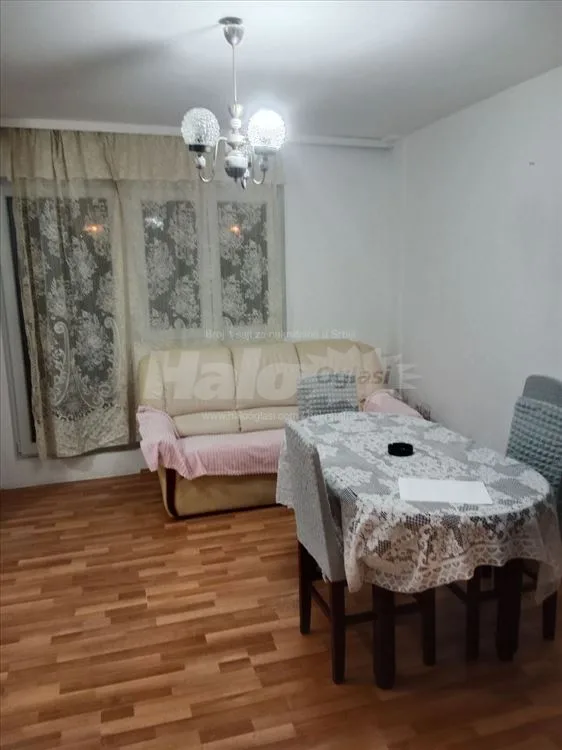 Izdavanje stana — 13