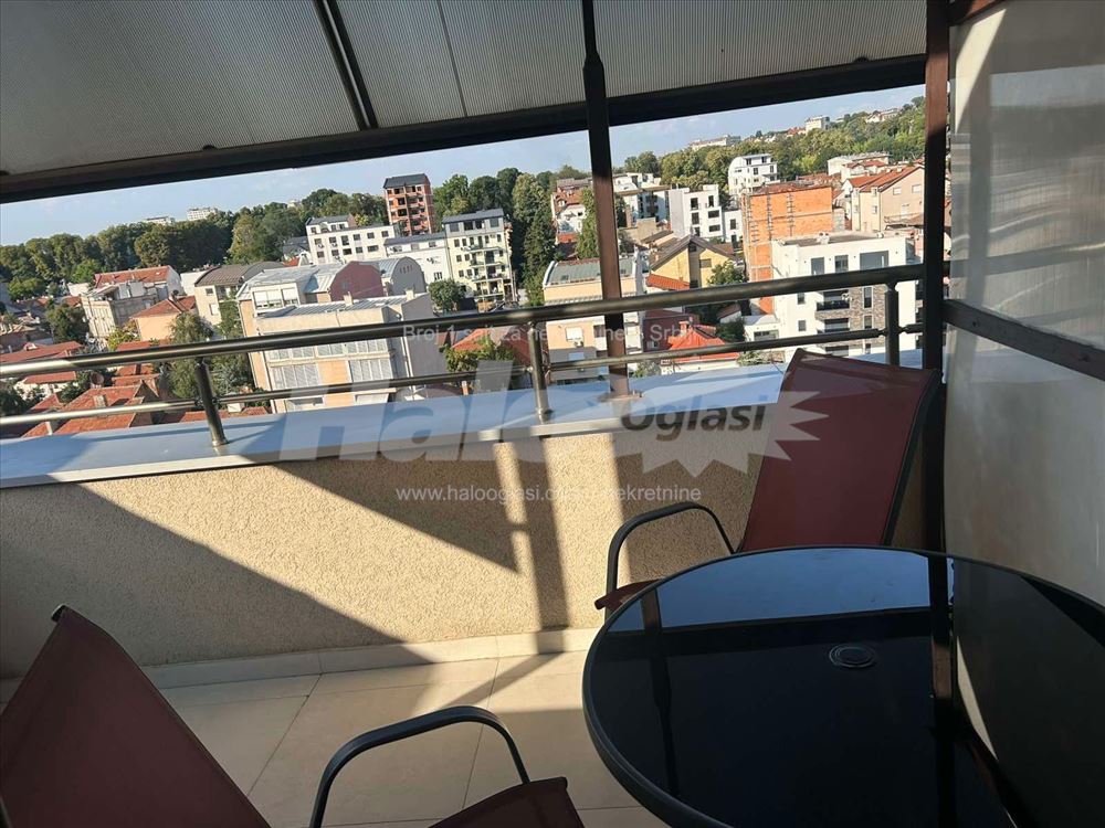 Izdavanje stana na Zvedari sa garažom — 14