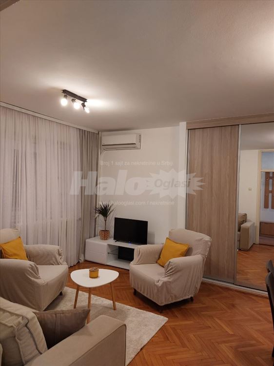 Izdavanje stana- Novi Beograd, Blok 38 — 3
