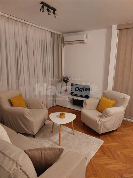 Izdavanje stana- Novi Beograd, Blok 38 — 4