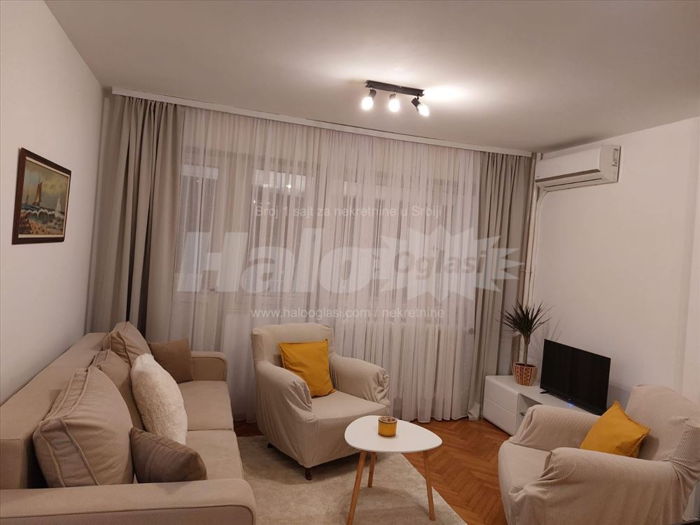 Izdavanje stana- Novi Beograd, Blok 38 — 5